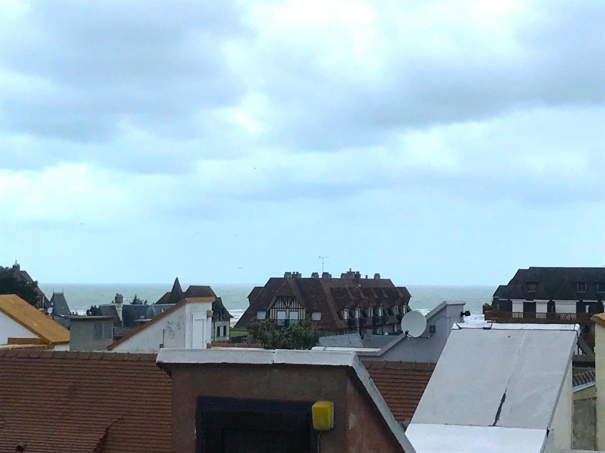 Appartement 3 Chambres Avec Roof Top A 5 Mn De La Plage Deauville Buitenkant foto