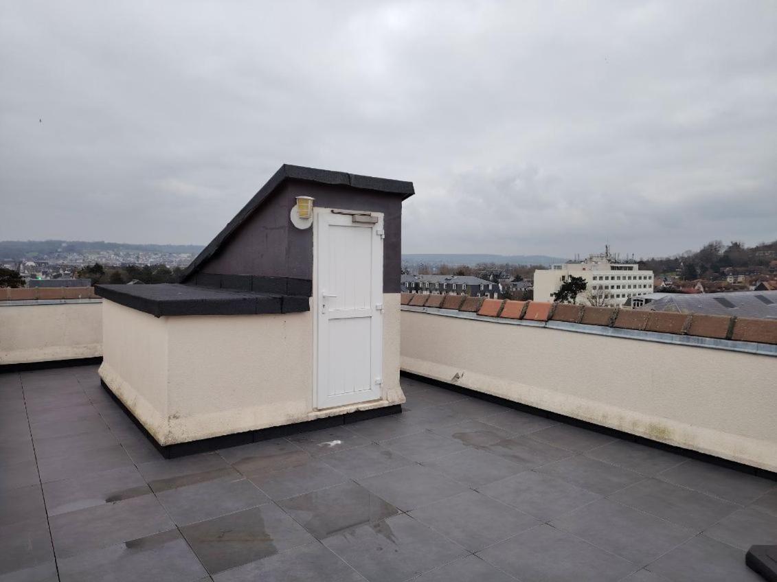 Appartement 3 Chambres Avec Roof Top A 5 Mn De La Plage Deauville Buitenkant foto